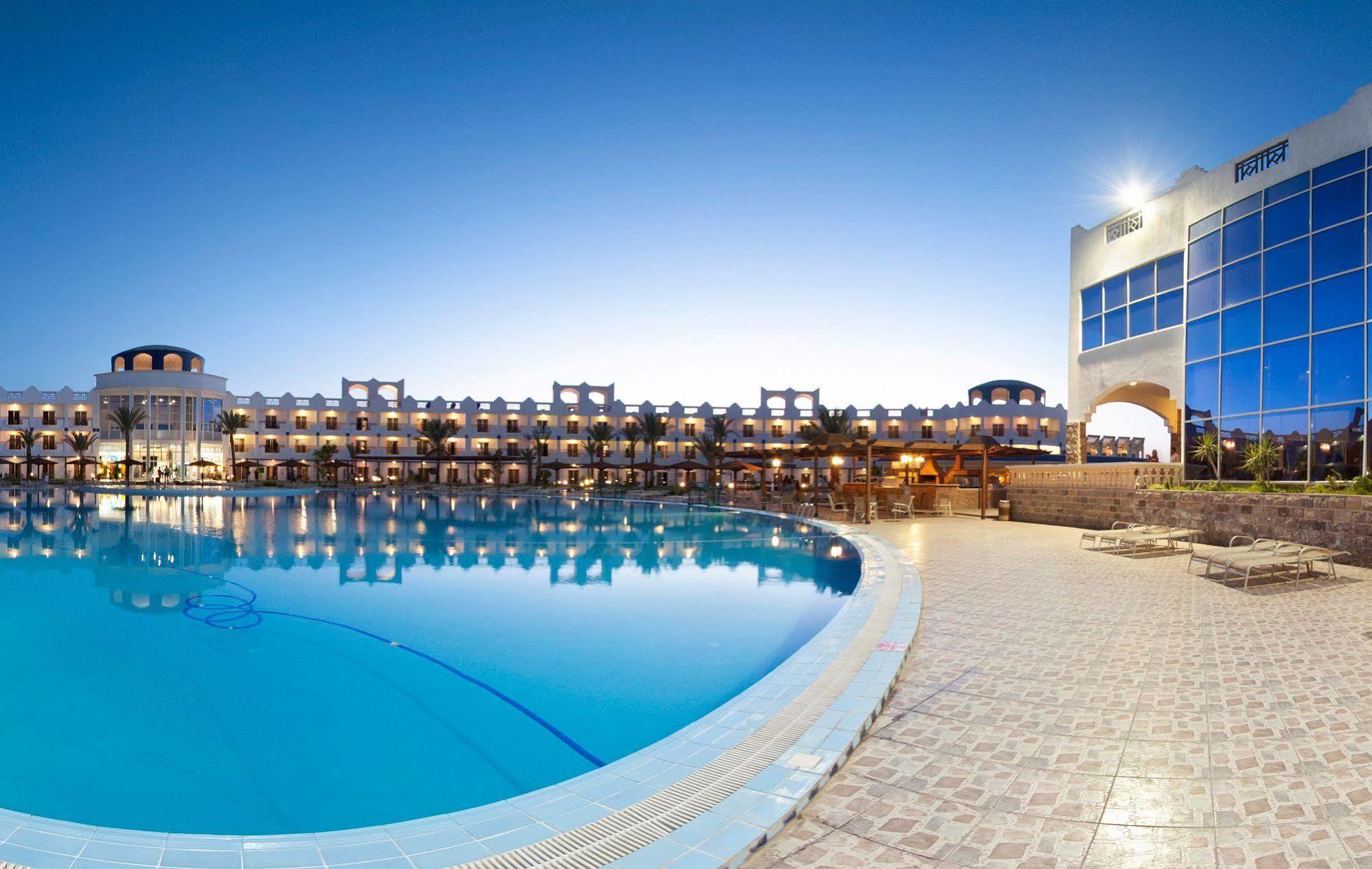 Golden 5 Sapphire Suites Hotel Hurghada Exteriör bild