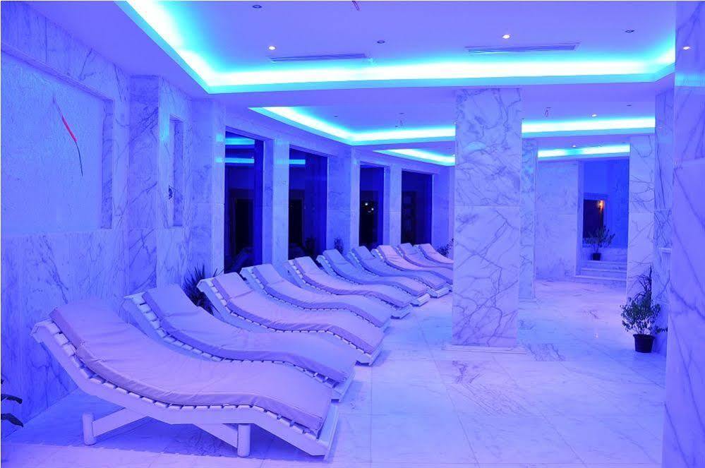 Golden 5 Sapphire Suites Hotel Hurghada Exteriör bild